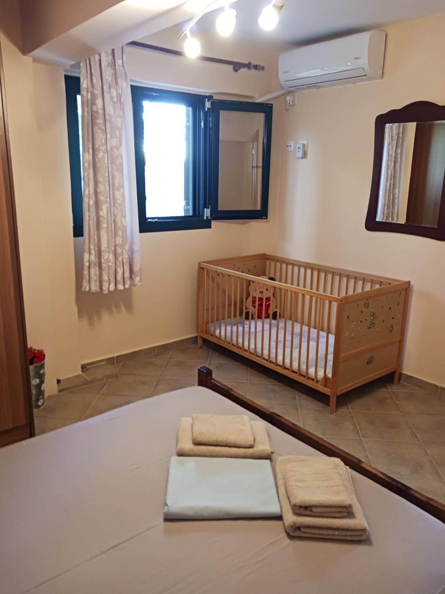 Agistri Sophia'S Apartment สกาลา ภายนอก รูปภาพ